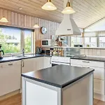 Fides - 600m From The Sea By Interhome *