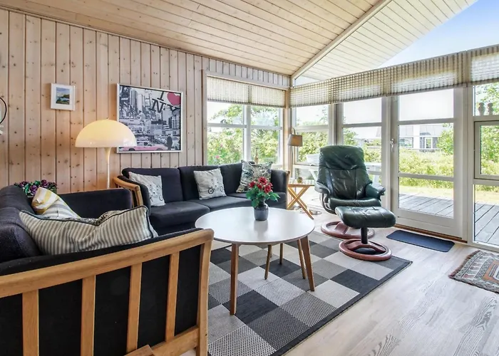 Holiday home Fides - 600m From The Sea By Interhome Lakolk